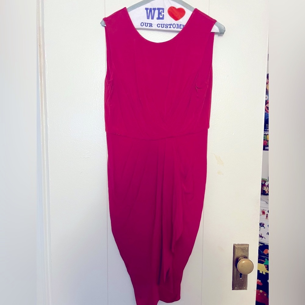 BCBG Max Azria dress mini, pink worn once size L, zip on back